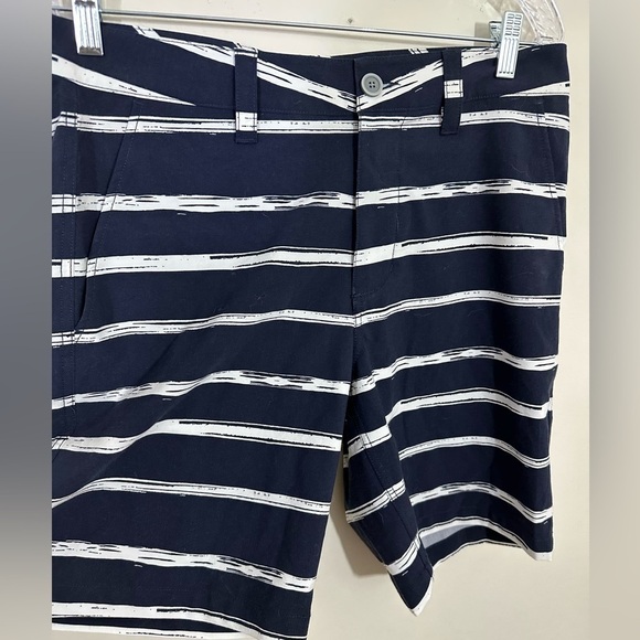 Southern tide sz med men’s shorts in navy and white newer - Picture 8 of 12